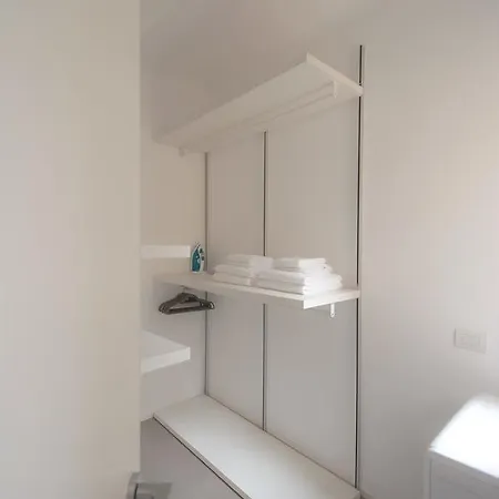 아파트 Brera Fiori Chiari